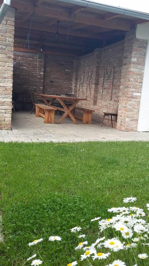 Chalupa Brod Nad Dyji Exterior photo